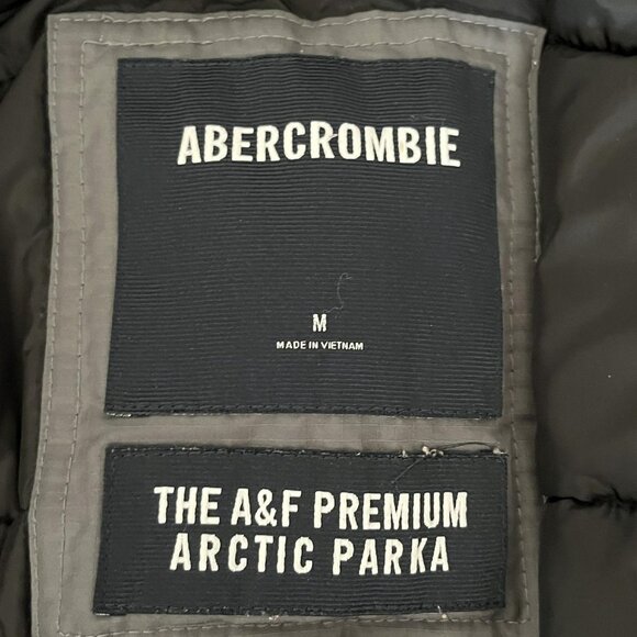 Abercrombie & Fitch Premium Arctic Parka Women's Gray Faux Fur Hood size Medium - Picture 8 of 8